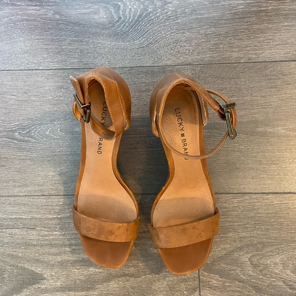 Lucky Brand wood and leather wedge sandal